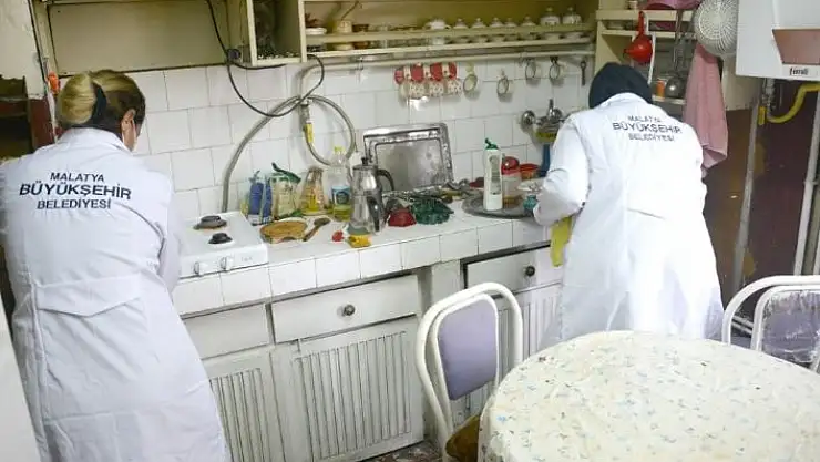 'Malatya Büyükşehir´den kimsesiz ve yaşlılara temizlik hizmeti'