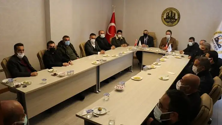 'Malatya´da inşaat sektörünün sorunları masaya yatırıldı'
