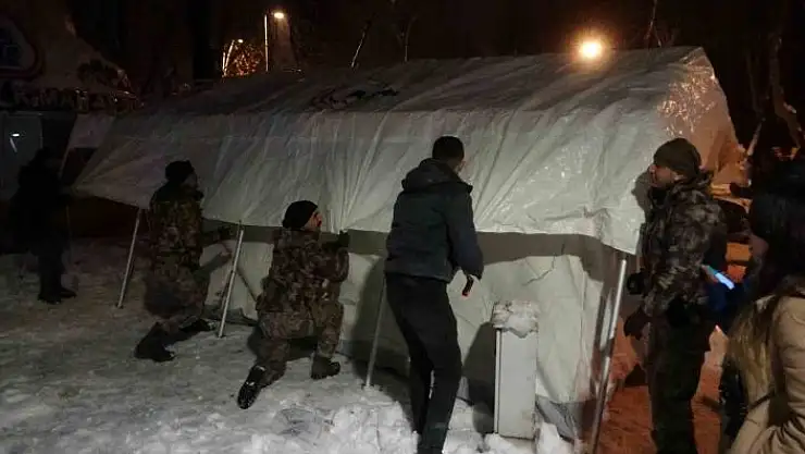 'Malatya´da mehmetçik çadır kuruyor'