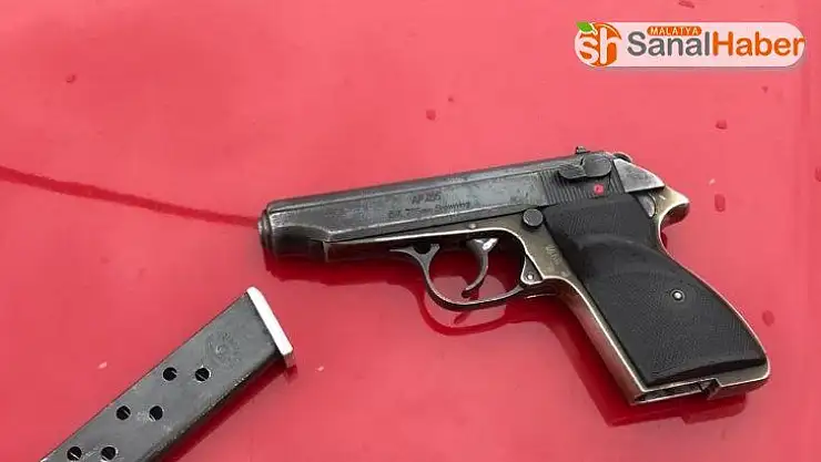 Malatya'da silah ve çalıntı motosiklet yakalandı
