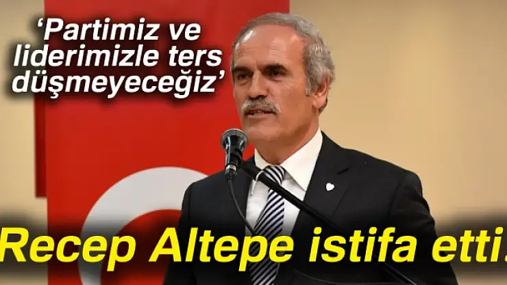Beklenen istifa gerçekleşti