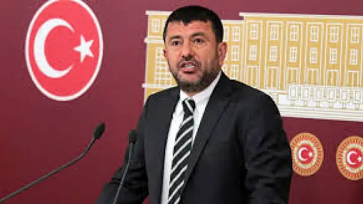 Ak Parti Hükümeti emek düşmanı olarak tarihte yerini aldı