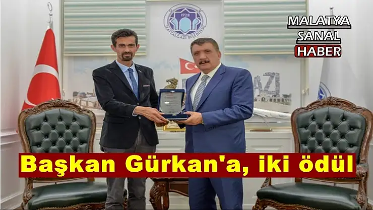 Başkan Gürkan'a, iki ödül