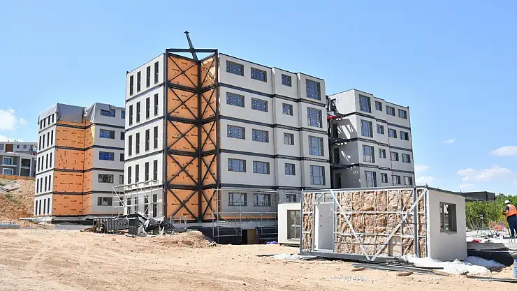 Yeşilyurt'ta çelik modüler teknolojisiyle depreme dayanıklı konutlar yükseliyor