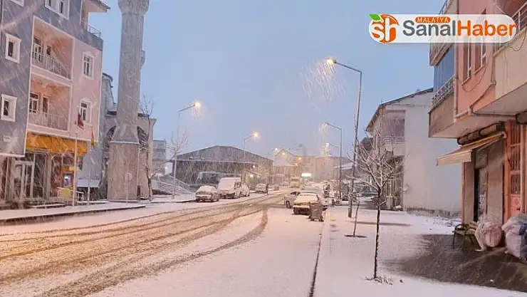 Mart ayında lapa lapa kar yağdı
