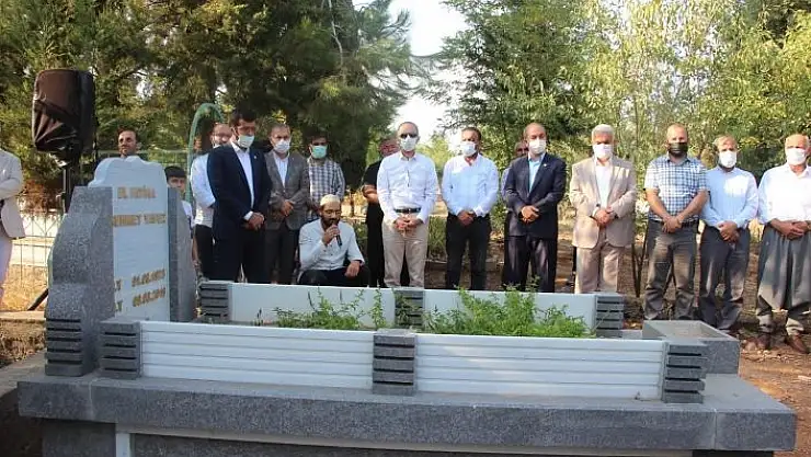 'Mehmet Yavuz mezarı başında anıldı'