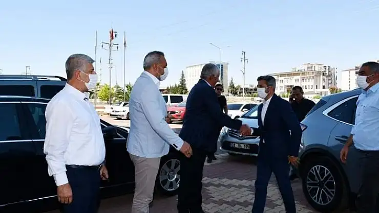 'Milletvekili Aydın, ATSO yönetimiyle bir araya geldi'