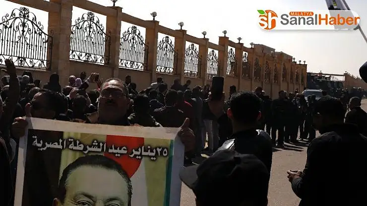 Mısır'da Mübarek için askeri cenaze töreni