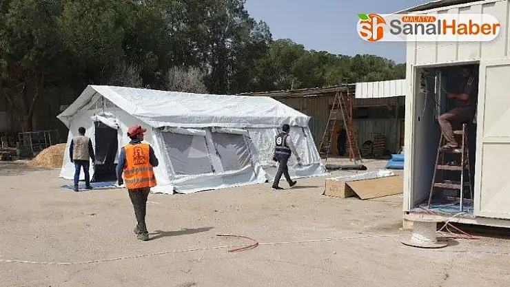 Mısır ile Gazze sınırına korona virüse karşı sahra hastanesi kuruldu