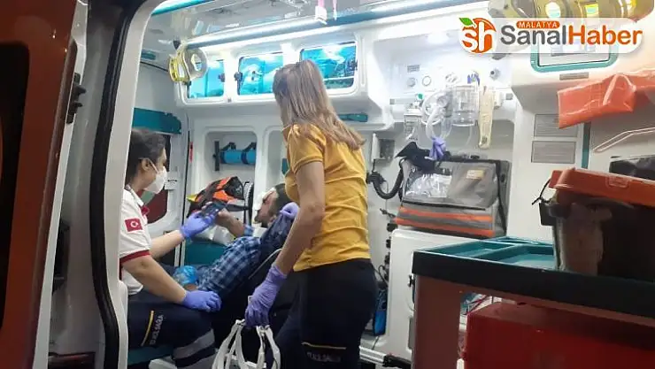 Motosiklet devrildi: 1 yaralı