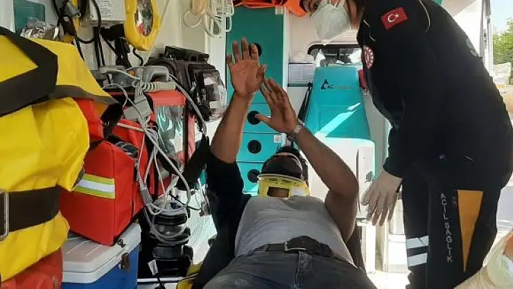 'Motosiklet ile otomobil çarpıştı: 1 Yaralı'