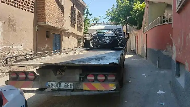 'Motosikleti çalıp kaçmak isteyen iki şüpheliden biri yakalandı'