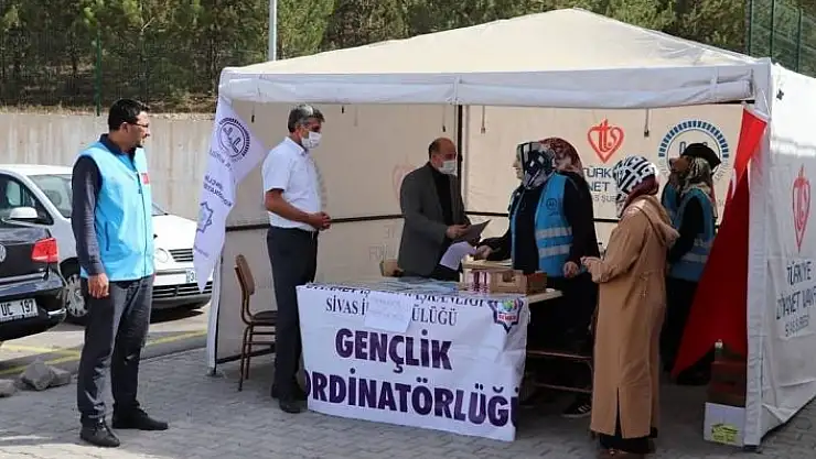 'Müftülük tanıtım standı açtı'