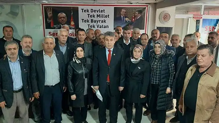 'Muhtarlar Federasyonu Başkanı Taş, siyasete atıldı'