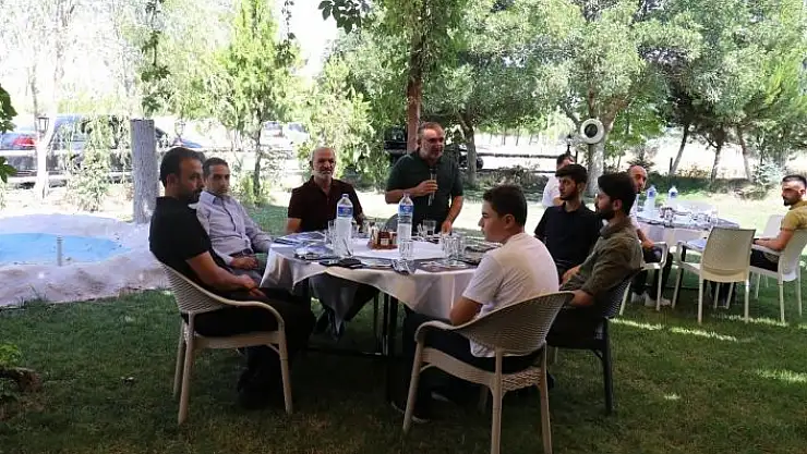'MÜSİAD´da geleneksel bayramlaşma programı'