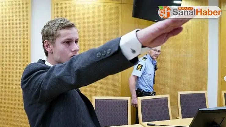 Norveç'teki cami saldırısının sorumlusu mahkemede Nazi selamı verdi