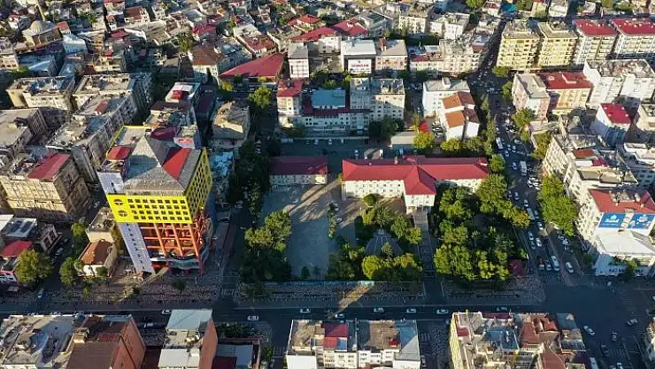 'O binanın enkaz satış ve yıkım işi ihalesine 6,6 milyon lira teklif'