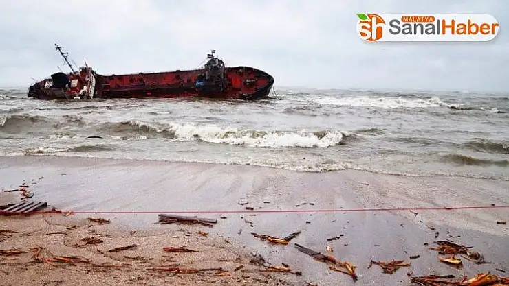 Odessa'da gemi karaya oturdu