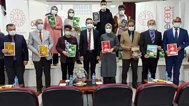'Öğrencilere kitap desteği'