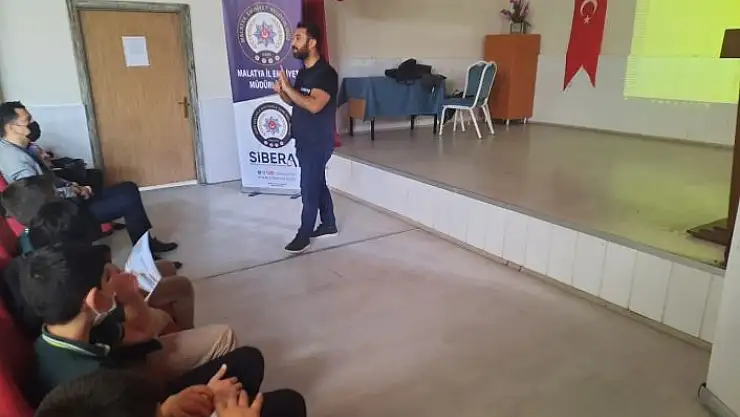 'Öğrencilere siber güvenlik eğitimi'