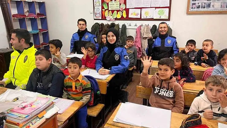 'Öğrencilere trafik eğitimi verildi'