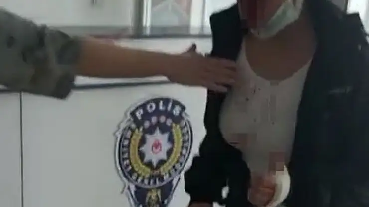 'Öğretmen kalemle dehşet saçtı'