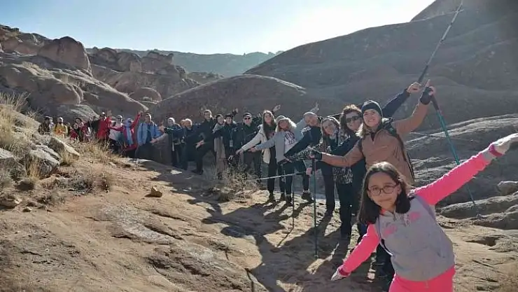 'Öğretmenler yürüyerek diyabete dikkat çekti'