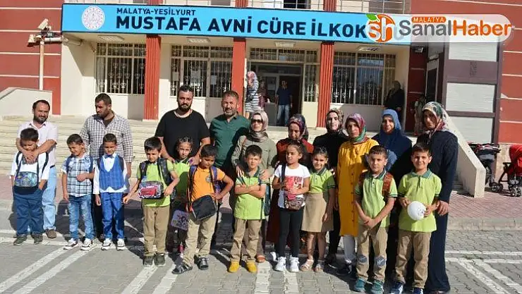 Malatya´da Öğretmenleri değişince okula gitmediler
