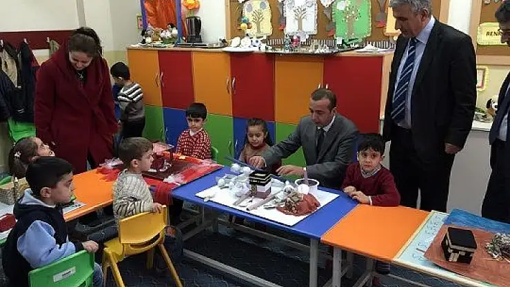 MHP BATTALGAZİ İLÇE TEŞKİLATI TAŞTEPE DE OKUL ZİYARETİNDE