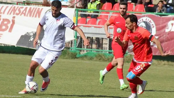 'Ömer Faruk gollerine devam ediyor'