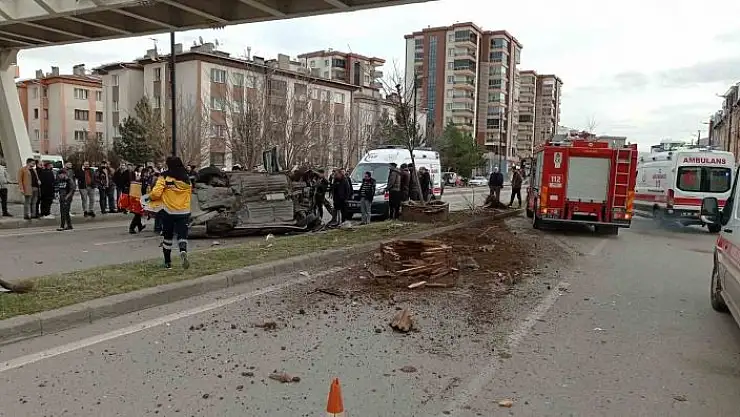 'Önce çarptı sonra takla attı, 3 yaralı'