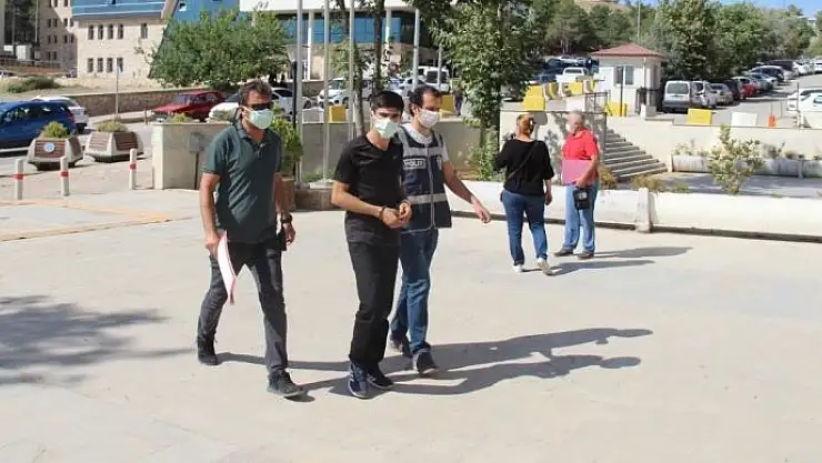 'Önce güvenlik kamerasına sonra  polise yakalanan hırsızlık şüphelisi tutuklandı'