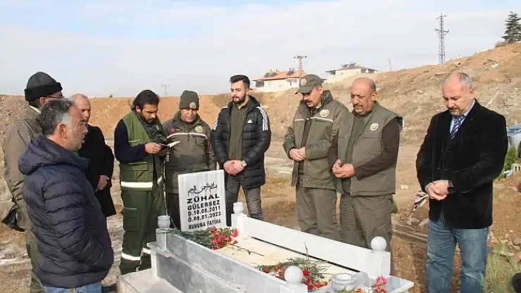 'Orman Bölge Müdürlüğü, kimsesizler mezarlığına gömülen kızın mezarına ağaç dikti'