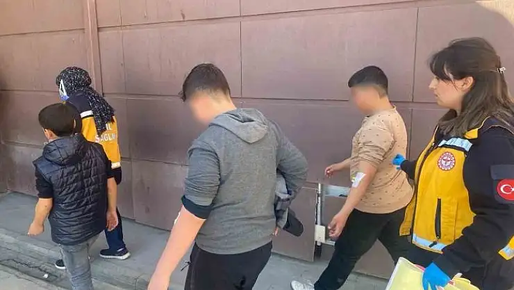 'Ortaokul öğrencileri yedikleri yemekten zehirlendi'