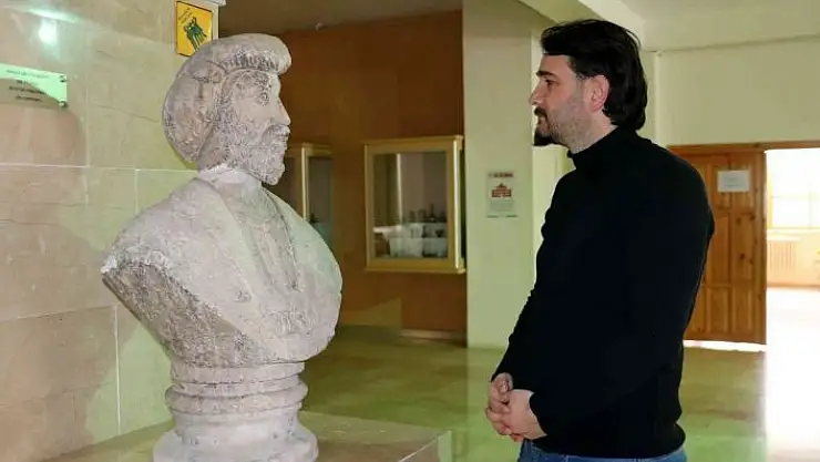 'Osmanlı döneminde ilk ve tek büst, tam 116 yıllık'