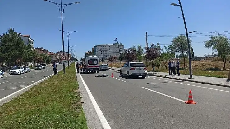 'Otomobil çarpan kadın hayatını kaybetti'
