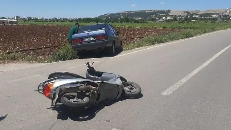 'Otomobil motosiklete çarptı: 1 yaralı'