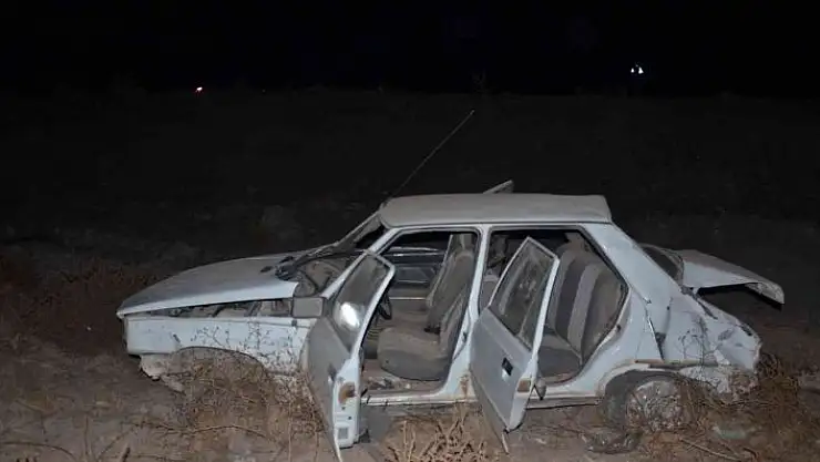 'Otomobil şarampole uçup takla attı: 1 ölü, 2 yaralı'
