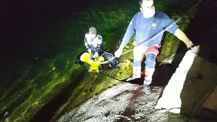 'Otomobil sulama kanalına düştü: 1 ölü'