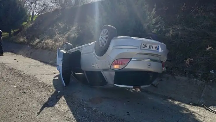 'Otomobil takla attı sürücüsü yara almadan kurtuldu'