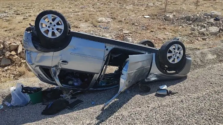 'Otomobil ters döndü:1 yaralı'