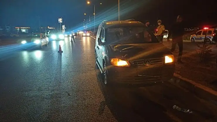 'Otomobilin çarptığı 15 yaşındaki genç ağır yaralandı'