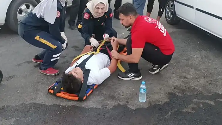 'Otomobilin çarptığı yaya yaralandı'