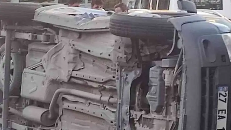 'Otomobille çarpışan araç takla attı'