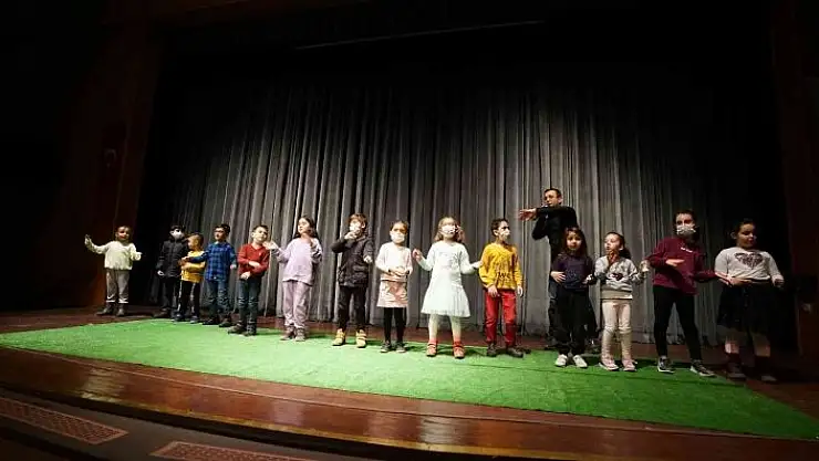 '''Oyuncaklar Diyarı''na yoğun ilgi'