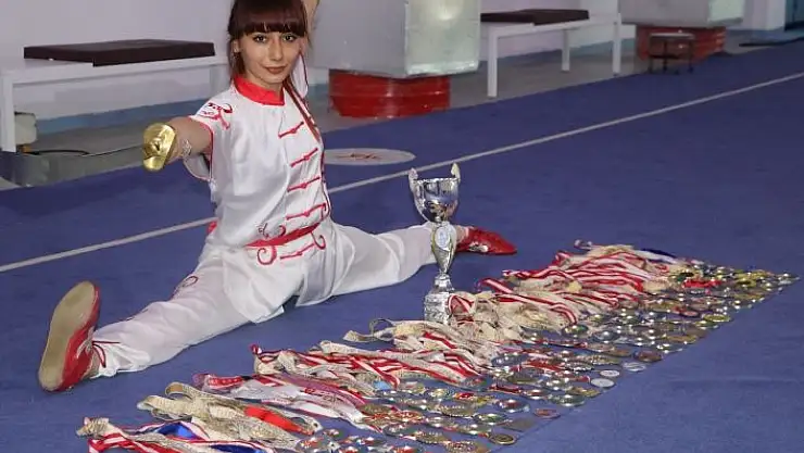 '(Özel haber) 11 yıla 150 madalya sığdırdı!'