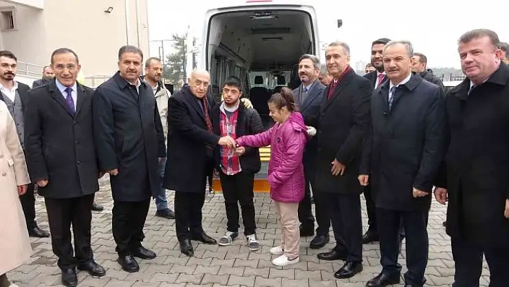 'Özel öğrenciler için tam donanımlı servis aracı'