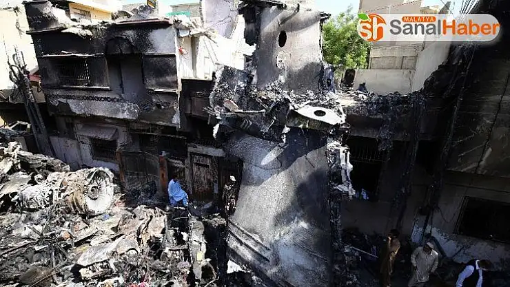 Pakistan'da düşen uçağın pilotu kuleden yapılan 3 uyarıyı dikkate almadı