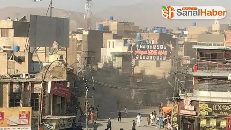 Pakistan'da markette patlama: 3 ölü