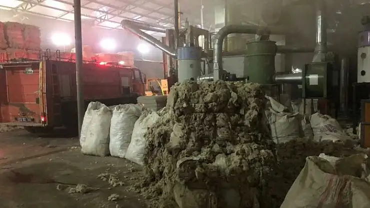 'Pamuk fabrikasında yangın'